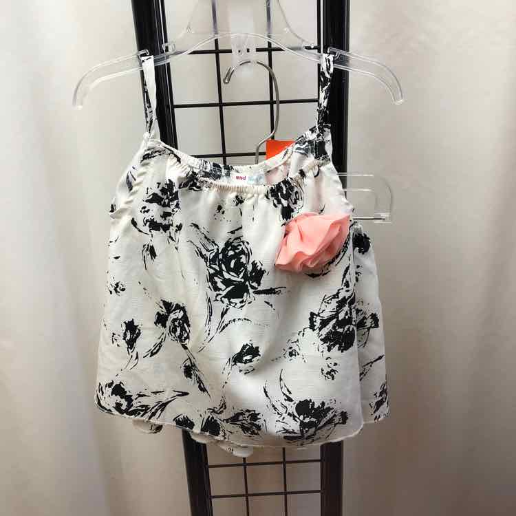 Mud Kingdom White Floral Child Size 4/5 Girl's Outfit