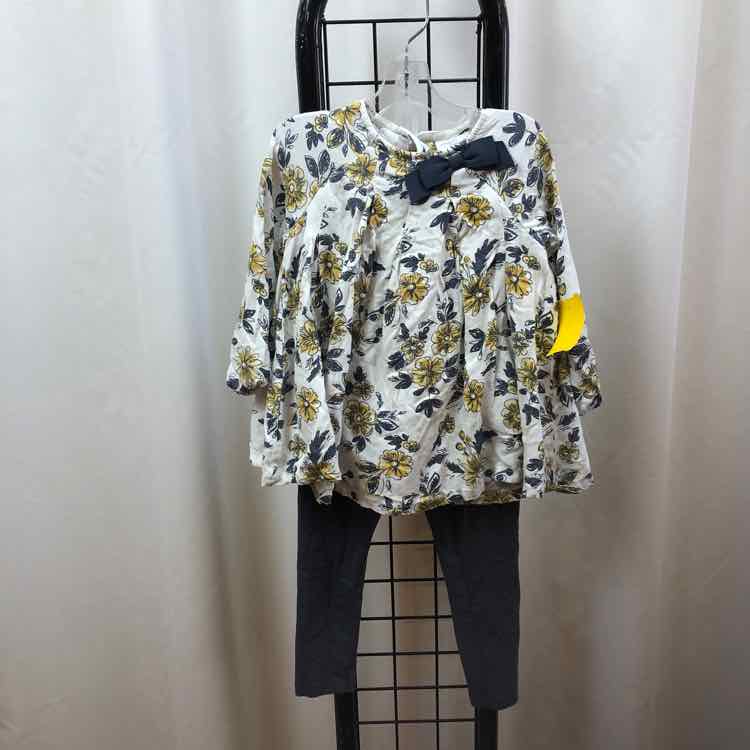 jillian's closet White Floral Child Size 24 m Girl's Outfit