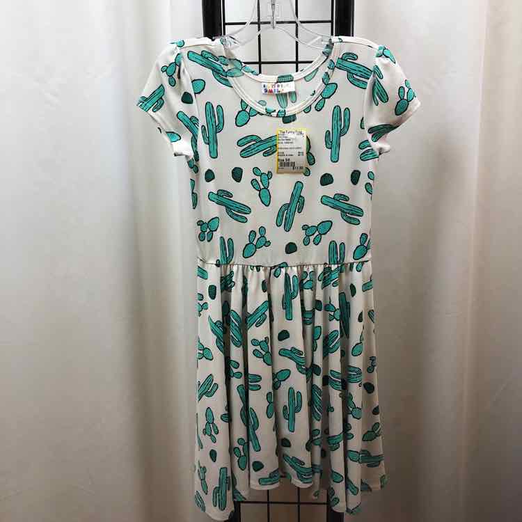 Dot Dot Smile White Patterned Child Size 5/6 Girl's Dress