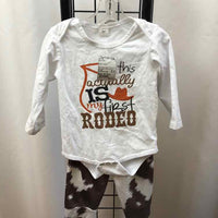 White Graphic Child Size 12-18 m Boy's Outfit
