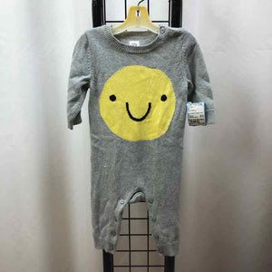 Gap Gray Graphic Child Size 3-6 Months Boy's Outfit