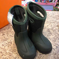 bogs Green Plaid Child Size 8 Boy's Shoes
