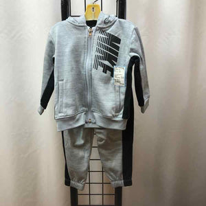 Nike Gray Logo Child Size 18 m Boy's Jogging Suit