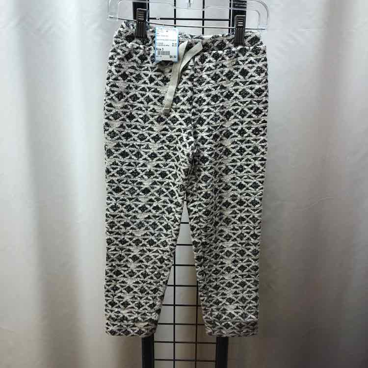 Gap Black Patterned Child Size 5 Girl's Pants