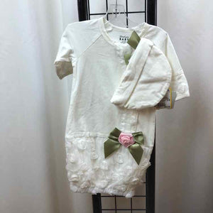 Stephan Baby White Solid Child Size 0-6 m Girl's Outfit
