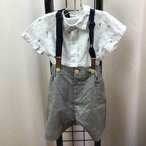 White Patterned Child Size 9-12 m Boy's Outfit