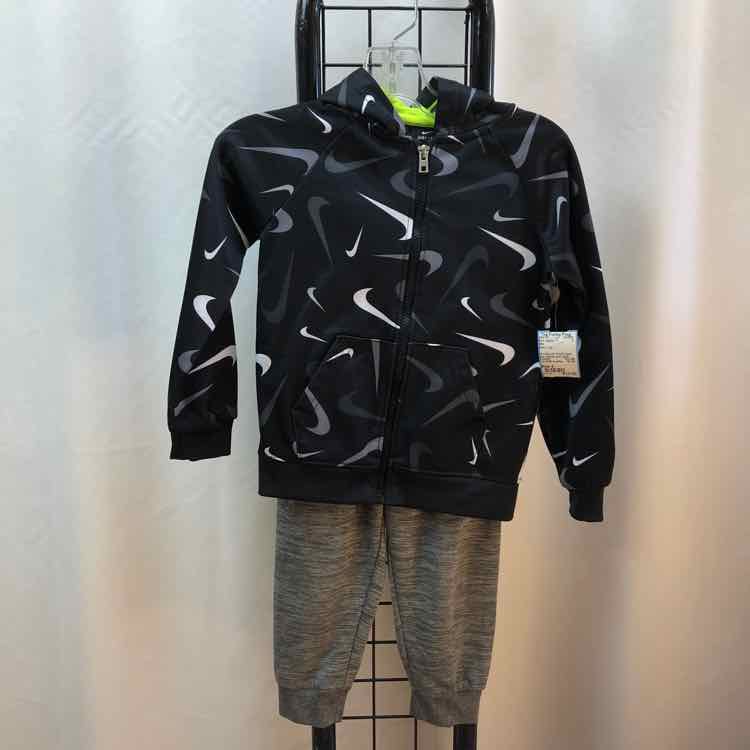 Nike Black Logo Child Size 4 Boy's Jogging Suit