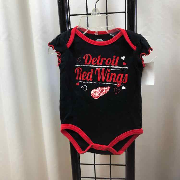 NHL Black Graphic Child Size 3-6 Months Girl's Shoes