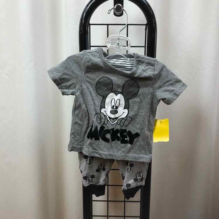 Disney Baby Gray Cable knit Child Size 0-3 m Boy's Outfit