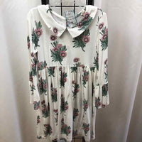 Kate Quinn orangics White Floral Child Size 5 Girl's Dress
