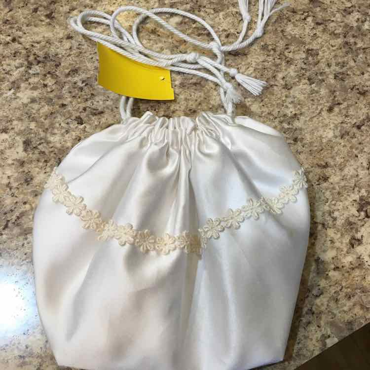 White Solid Child Size One Size Girl's Formal Wear