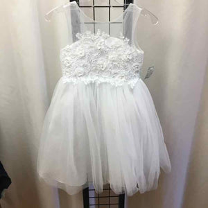 White Embroidered Child Size 5 Girl's Formal Wear